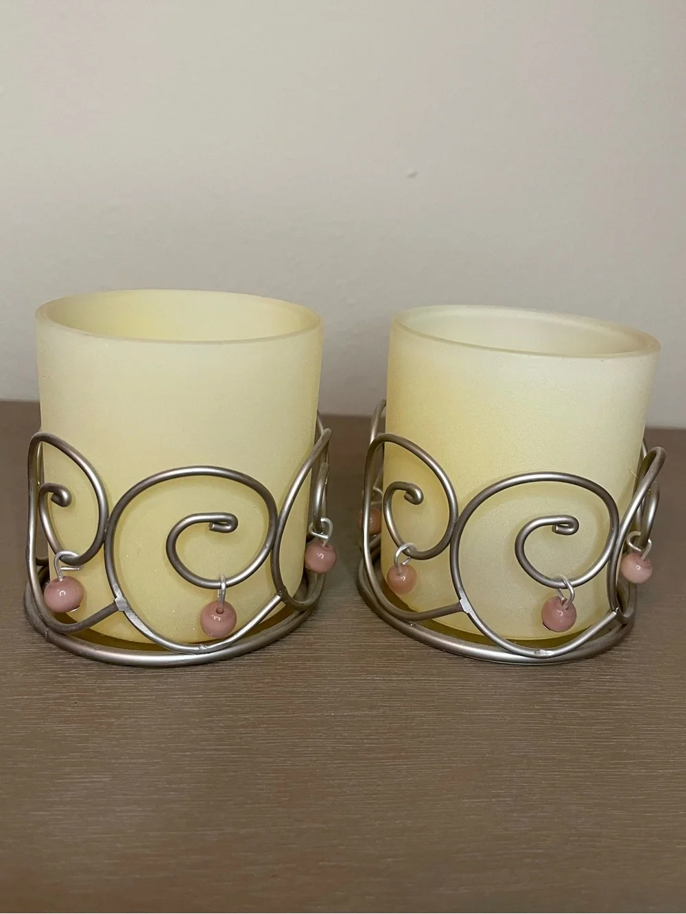 Set of 2 candle holders